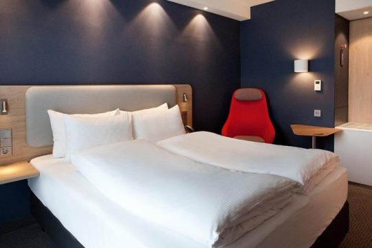 Holiday-Inn-Express-Munich-–-Olympiapark